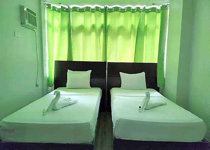 Hotel Sulit 2*